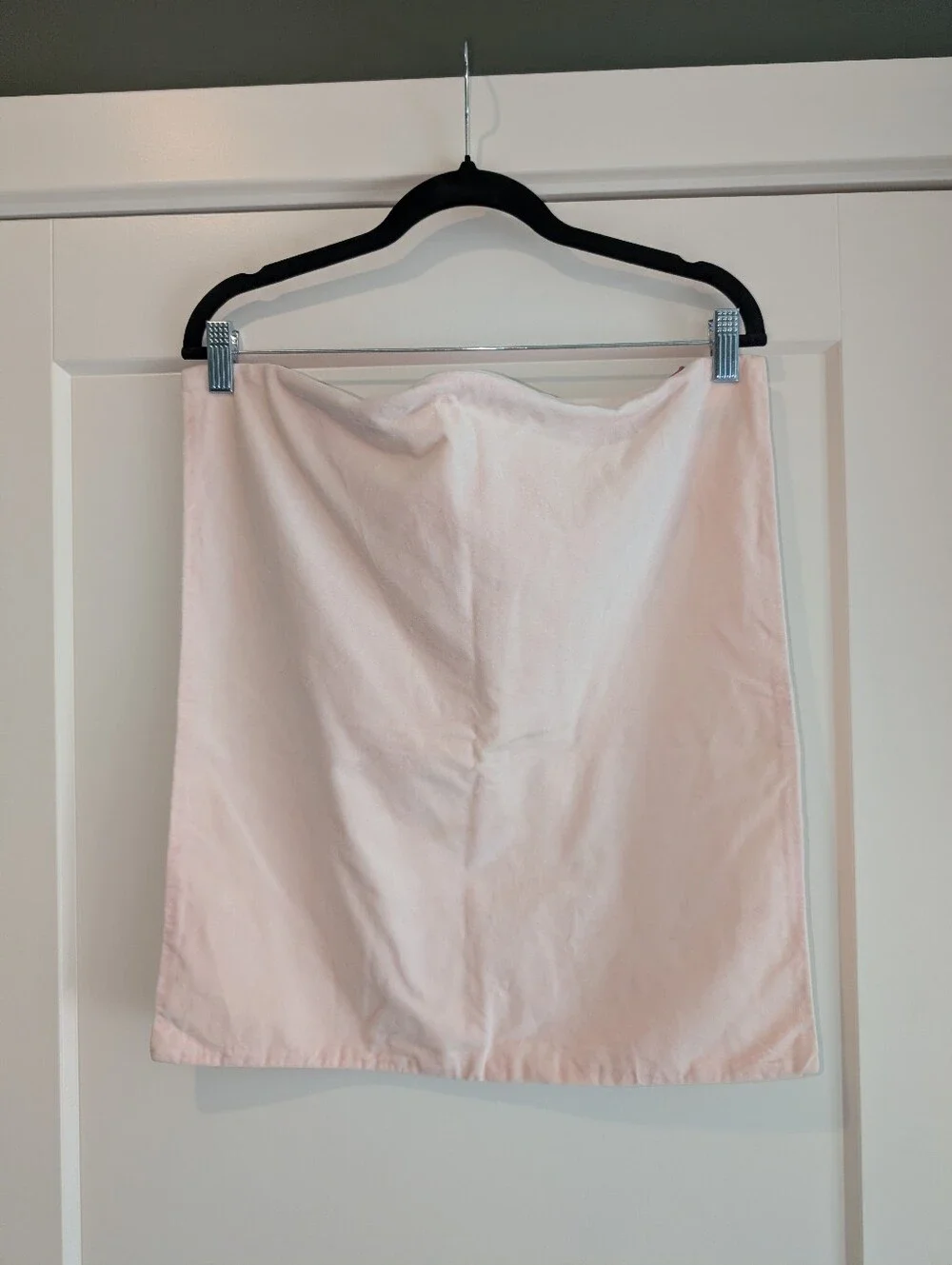 4/$16 ❇️ H&M Home Light Pink Velour Pillow Sham 20